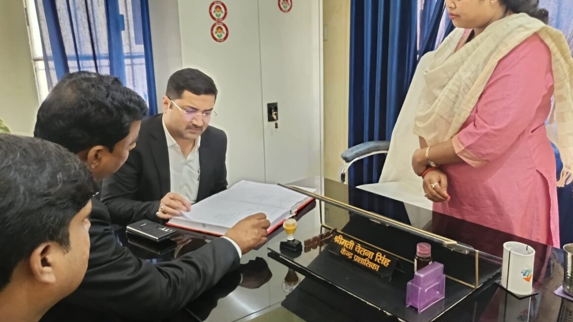 अपर जिला जज ने किया वन स्टाप सेंटर का निरीक्षण