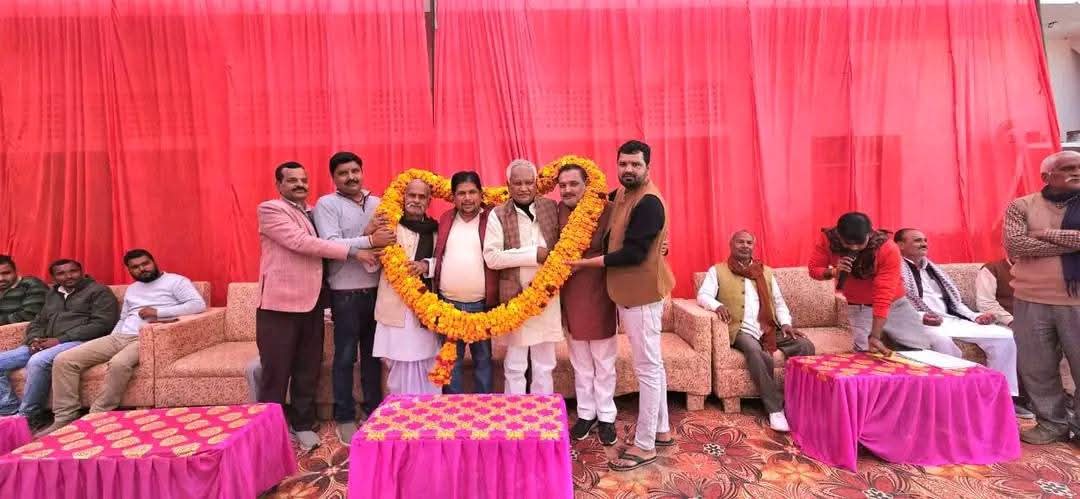 तरबगंज भाजपा विधायक के जन्मदिवस पर नौबस्ता में हुआ कंबल वितरण 