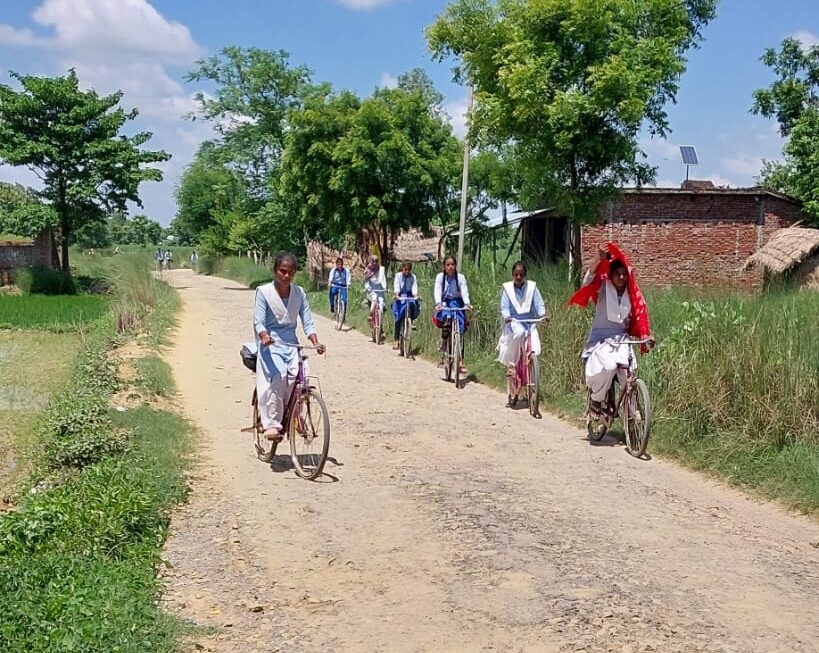 स्वामीनारायण छपिया धाम से विकास खण्ड छपिया मुख्यालय की सीमावर्ती मार्ग के निर्माण की प्रक्रिया शुरू
