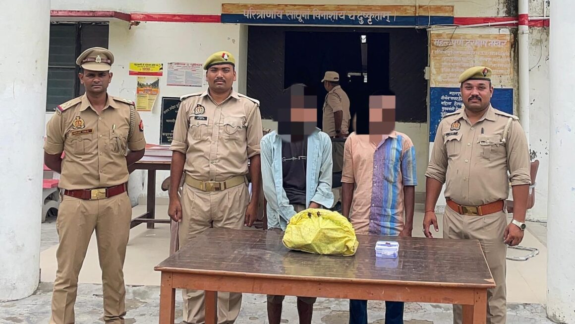 कौड़िया पुलिस ने चोरी करने वाले 02 युवकों को किया गिरफ्तार, कब्जे से चोरी का माल बरामद