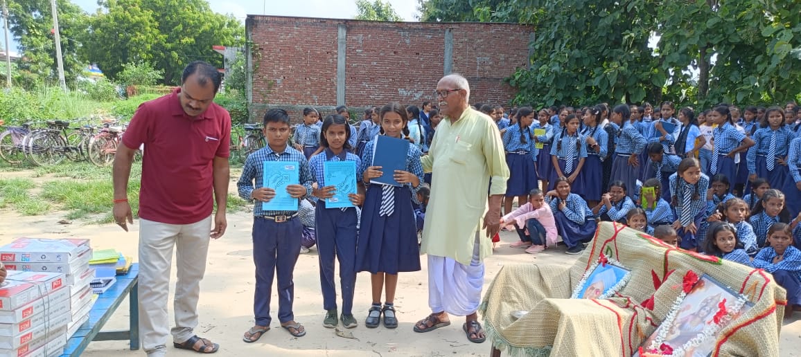 वज़ीरगंज के माँ यशोदा पब्लिक स्कूल मे हर्षोल्लास से मनाया गया शिक्षक दिवस