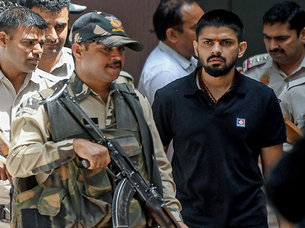 तो क्या अब खत्म हो जाएगा गैंगस्टर लॉरेंस बिश्नोई के आतंक का खेल ?