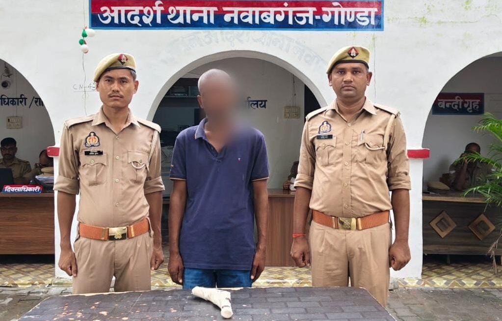 थाना नवाबगंज पुलिस ने अवैध तमंचे के साथ 01 अभियुक्त को किया गिरफ्तार